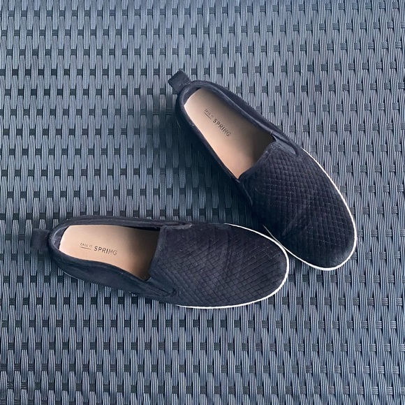 Women Spring Velvet Loafers